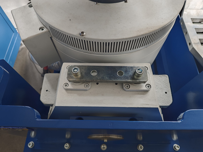 垂直+水平振動試驗(yàn)裝置技術(shù)方案(圖3)