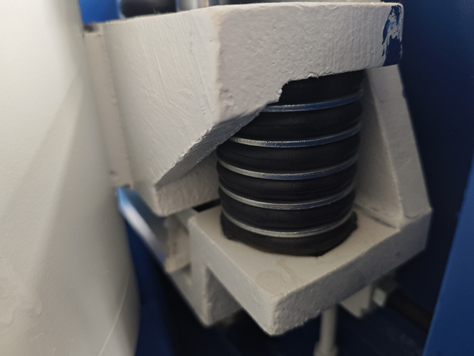 垂直+水平振動臺(圖4) 垂直+水平振動臺(圖4)