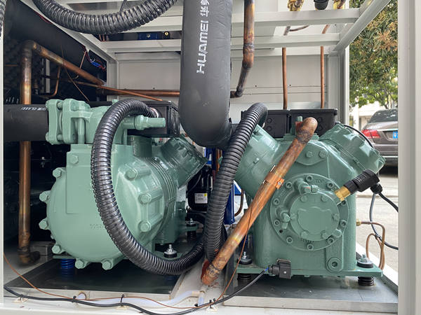 熱沖擊試驗箱設(shè)計特點(圖2) 熱沖擊試驗箱設(shè)計特點(圖2)