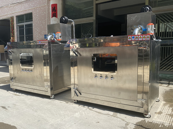 光催化凈化空氣涂料試驗用環(huán)境艙(圖1)